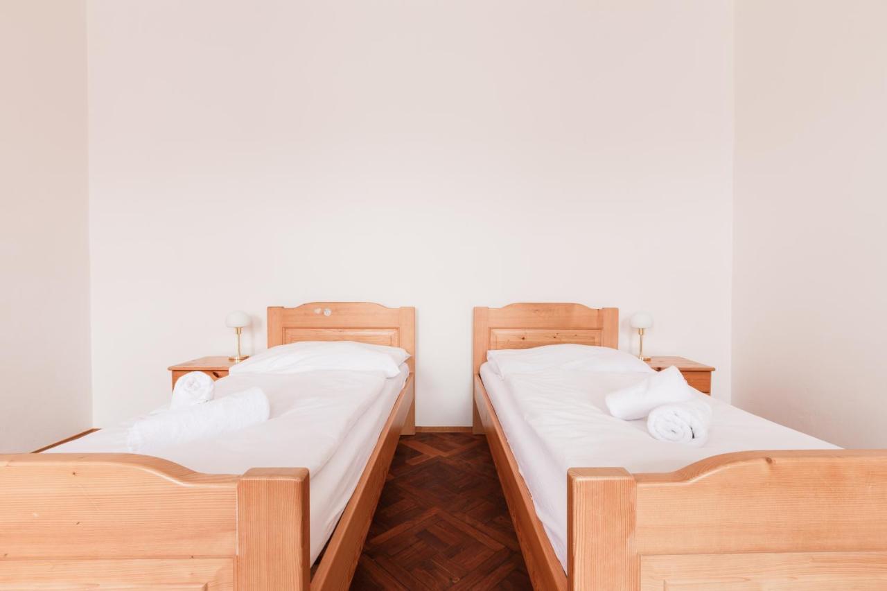 Days - Stylish New Town * Praga
